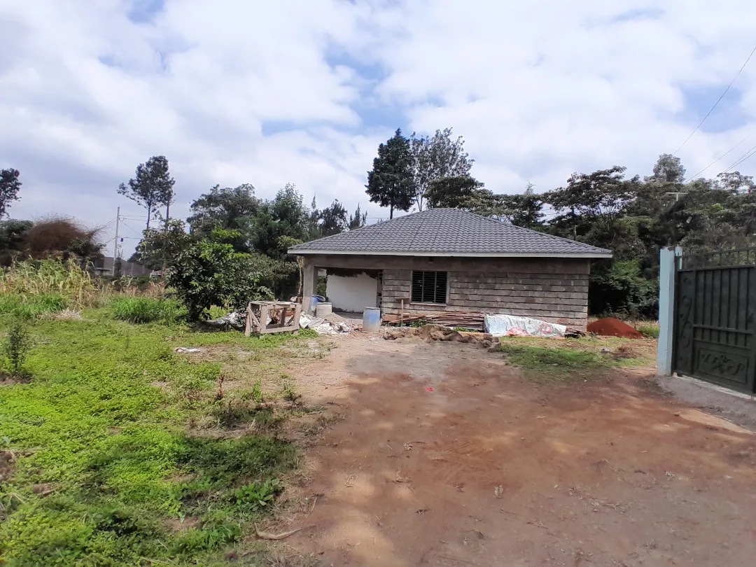 3 bedroom bungalow to let in karen