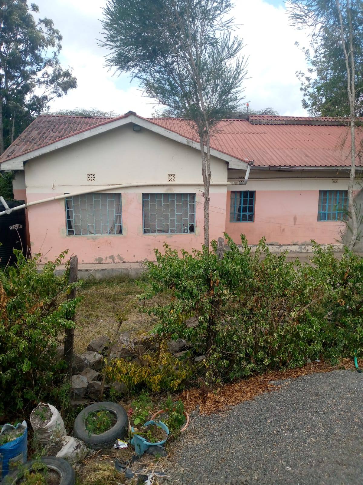 3 BEDROOM BUNGALOWS FOR SALE IN KITENGELA Image