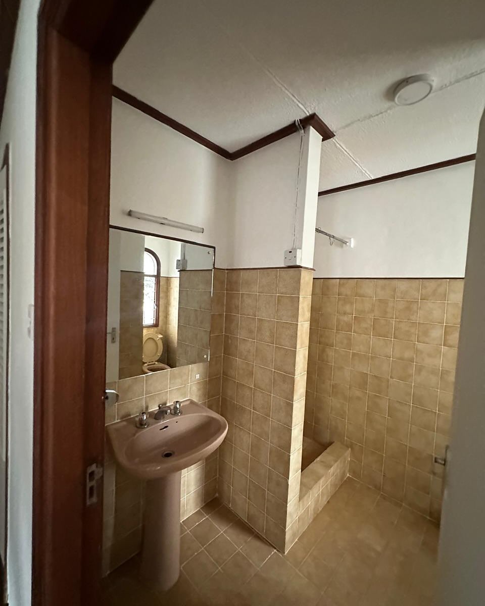 3-Bedroom + DSQ Maisonette for Sale in Kileleshwa Image