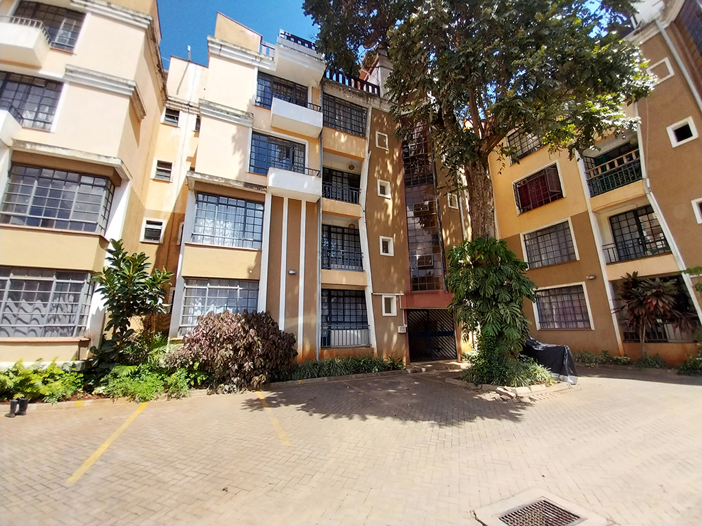 3 Bedroom Duplex Apartment for Sale in Riverside