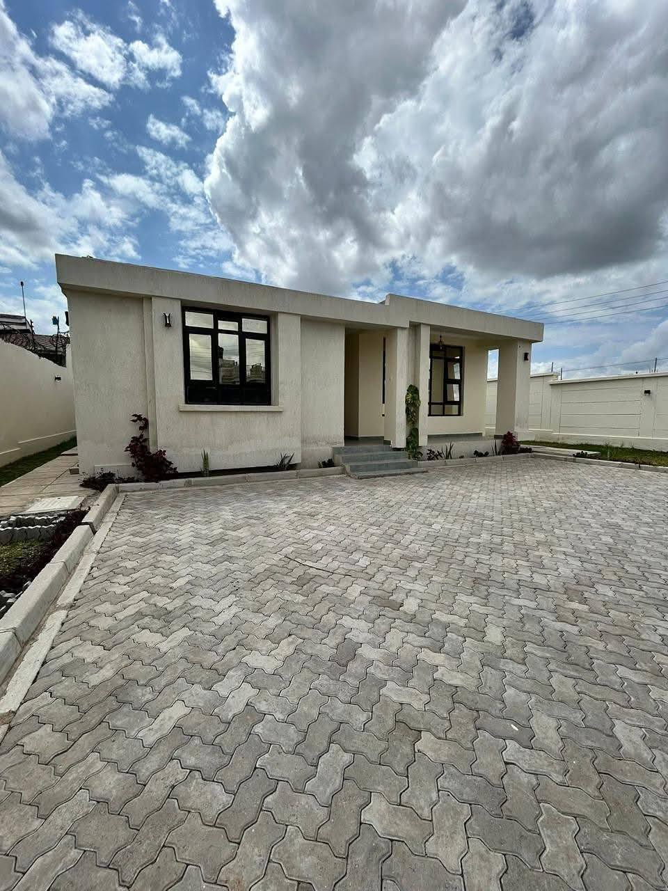 3 bedroom flat roof bungalow for sale in Kitengela