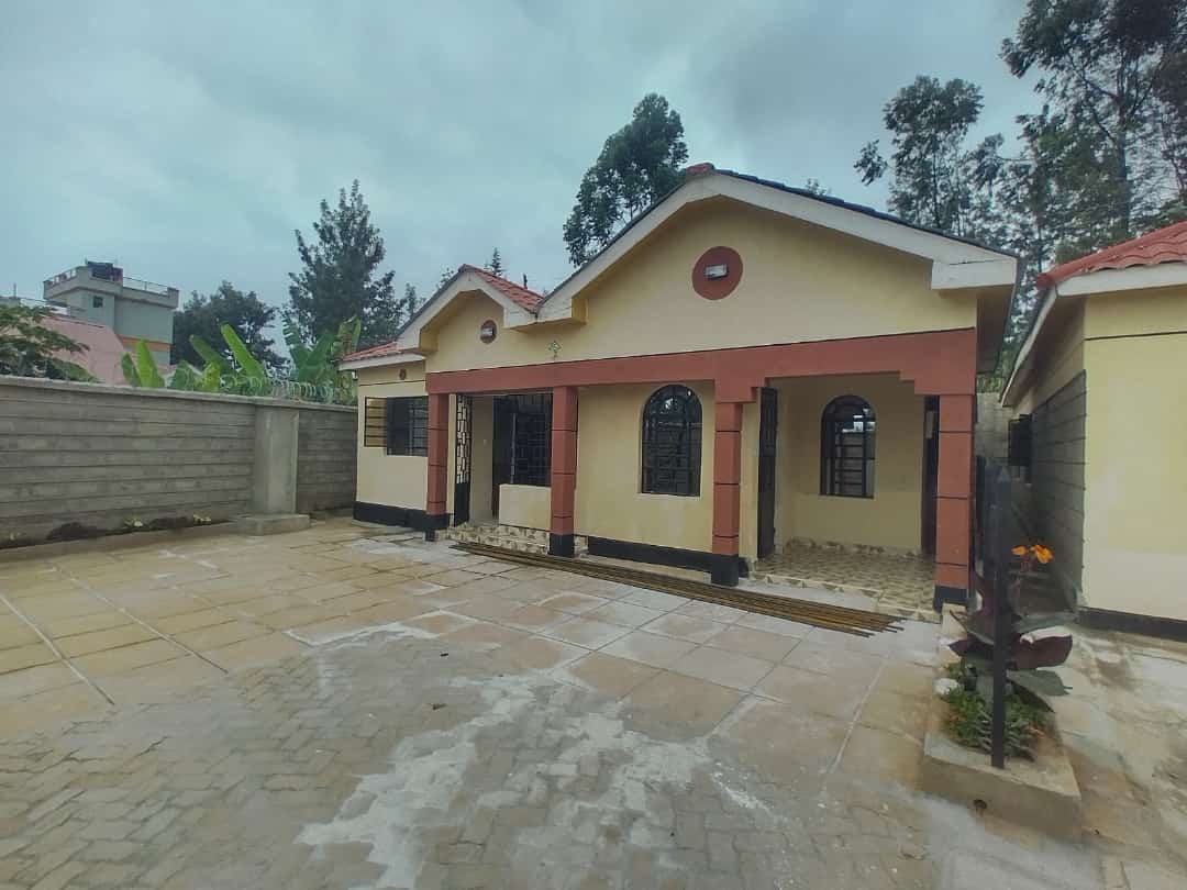 3 bedroom bungalow for sale along Kenyatta road