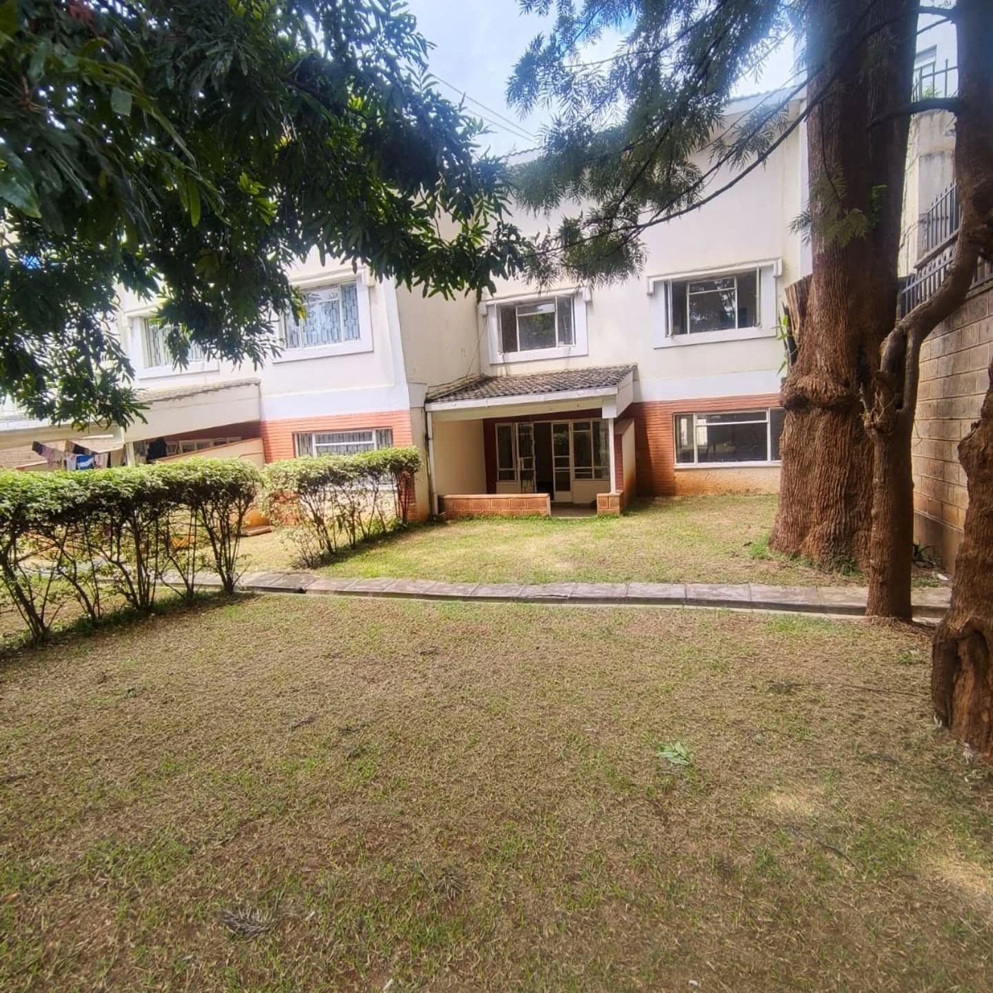 3 Bedroom Maisonette + DSQ for Sale in Kilimani