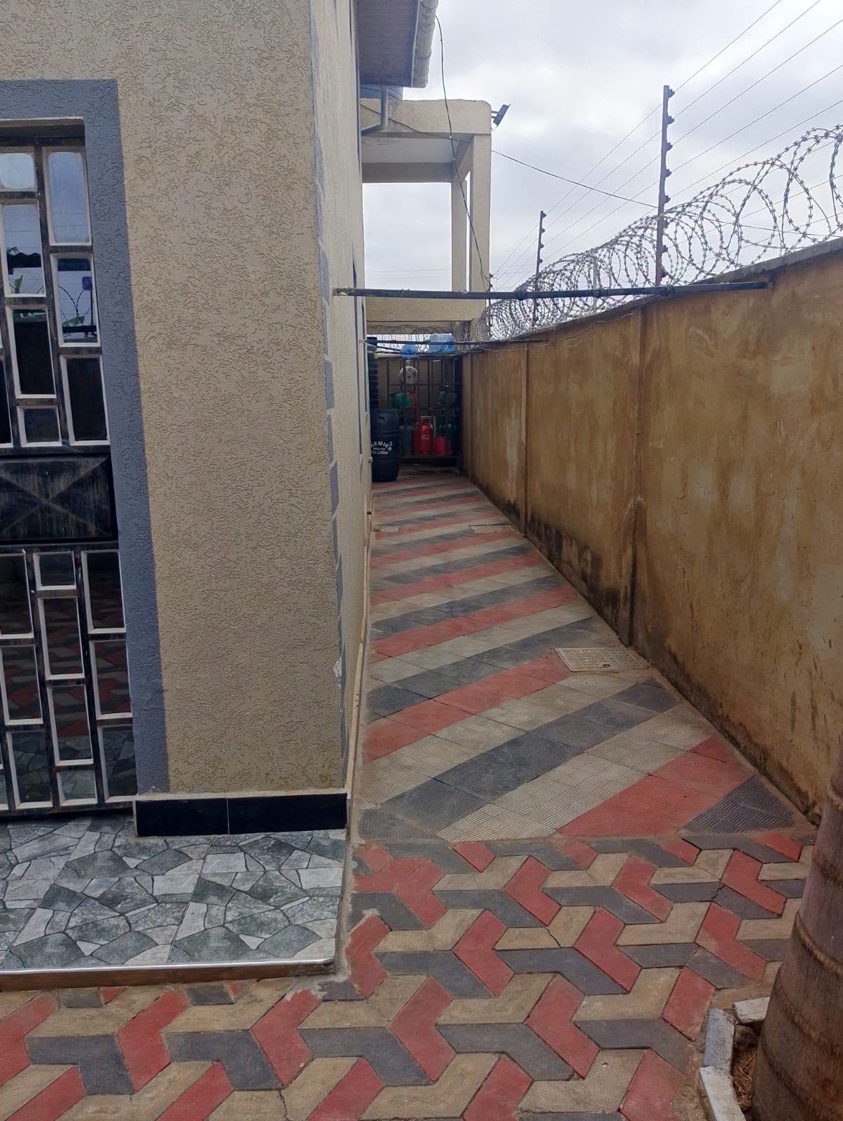 3 bedroom maisonette for rent in Joska, Kware Image