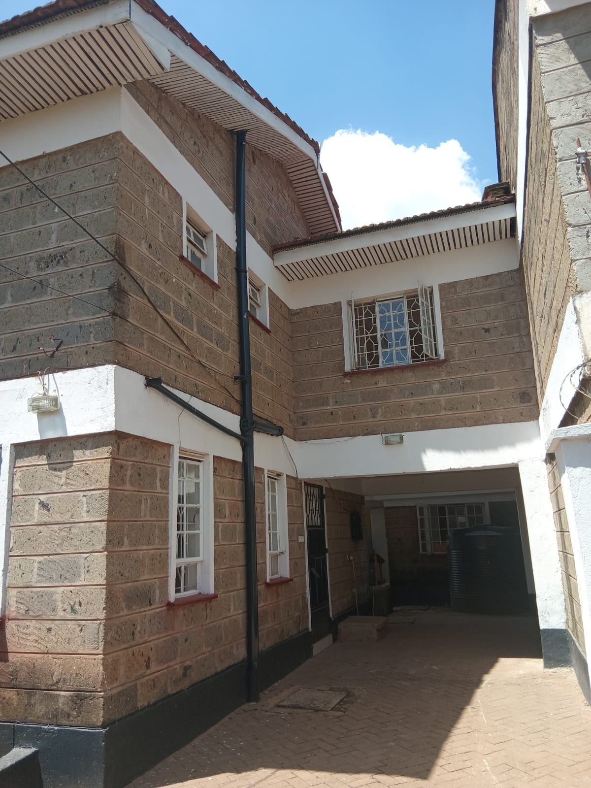 3 bedroom maisonette for rent in lavington