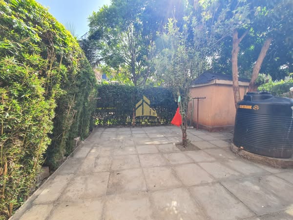 3 Bedroom Maisonette For Rent in Redhill