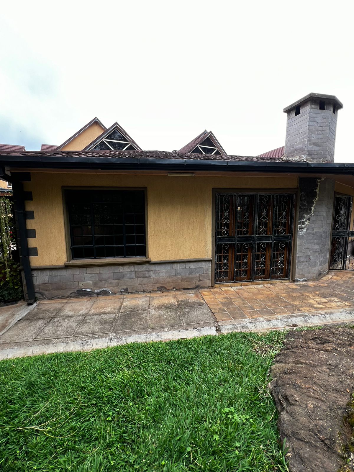 3 Bedroom Maisonette for Rent in Spring Valley