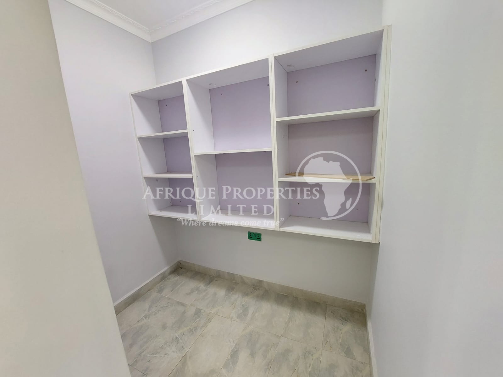 3 Bedroom Maisonette For Rent in Thome Estate Image