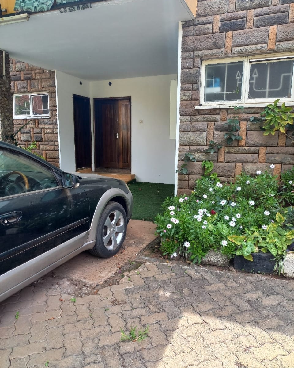 3 bedroom maisonette plus sq to let in Kilimani