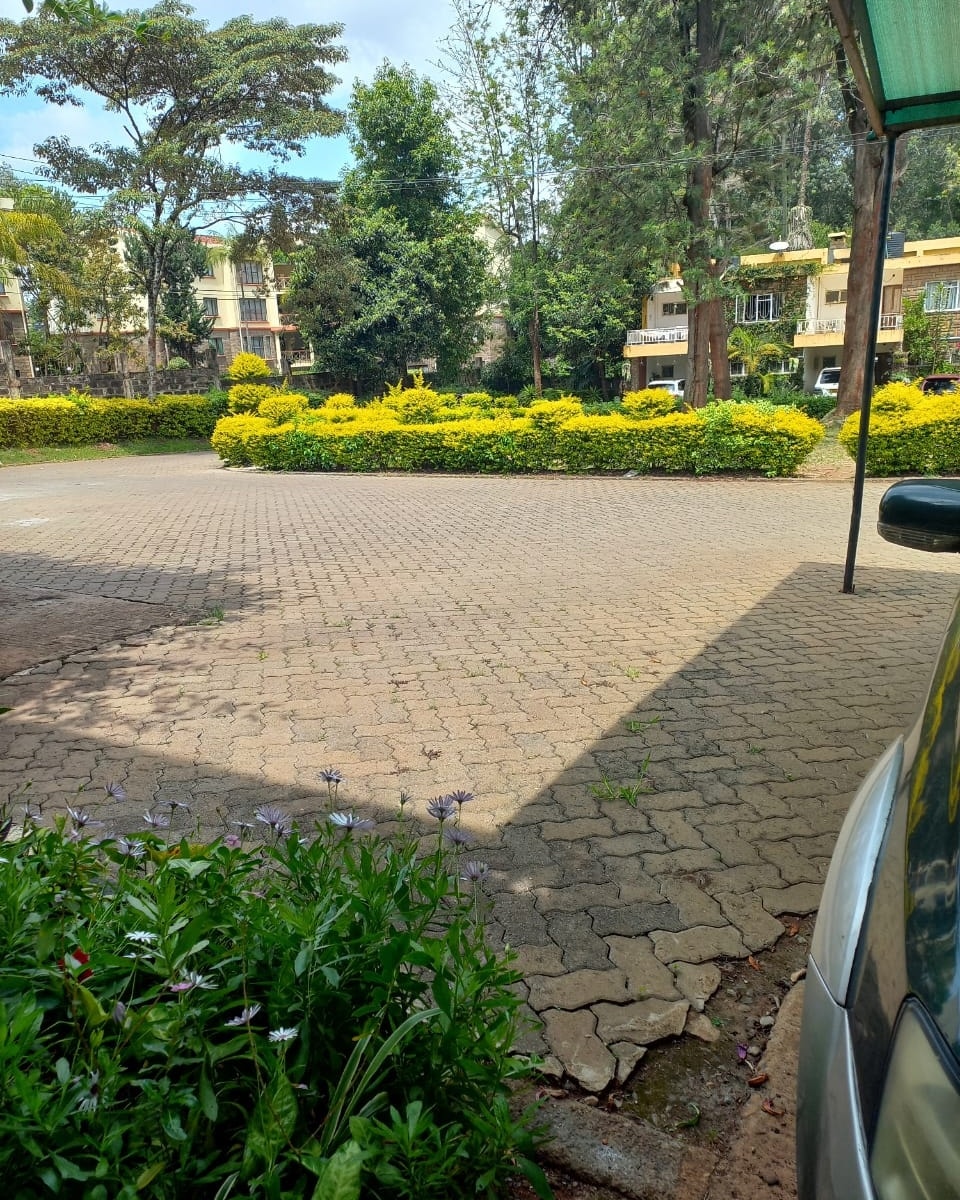 3 bedroom maisonette plus sq to let in Kilimani