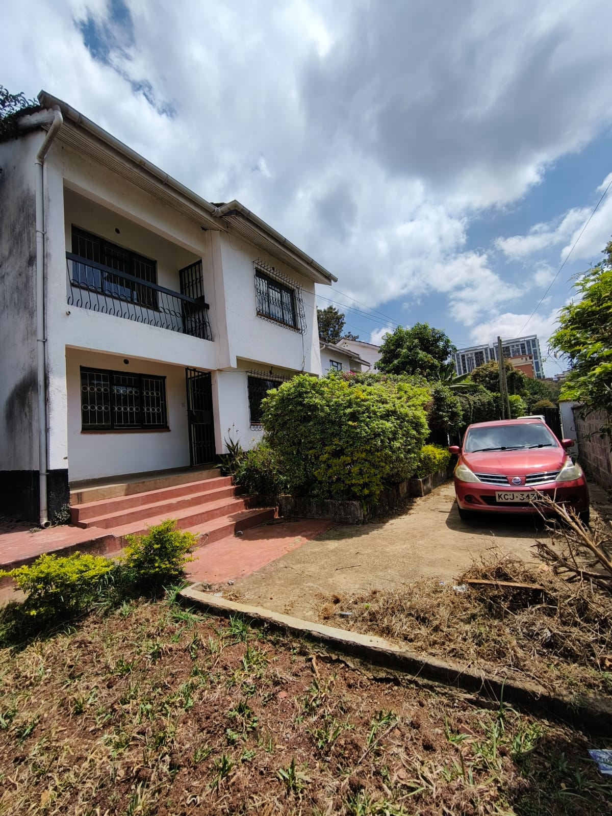 3 Bedroom Maisonette with DSQ for Rent along Riara Road