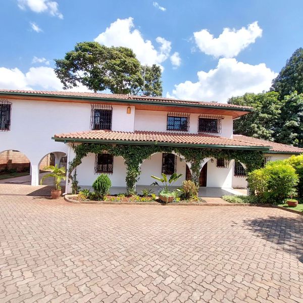 3 bedroom mansion to let in Runda