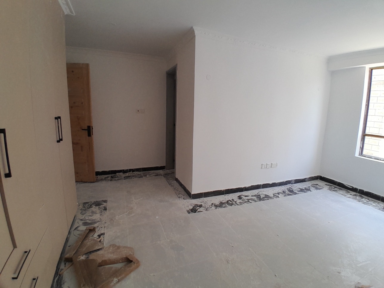 3 bedroom mini apartment to let in kerarapon drive Image