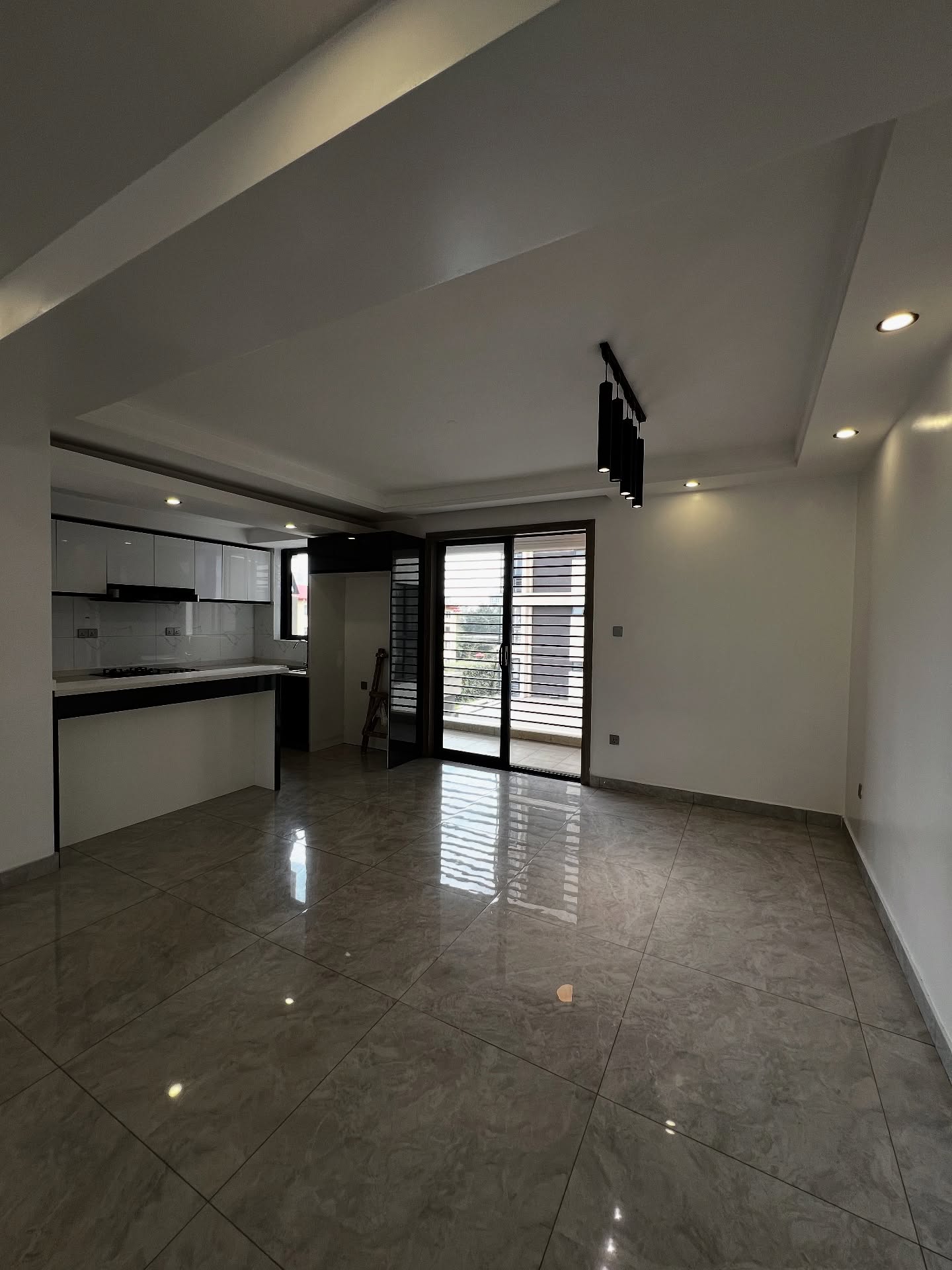 3 bedroom plus Dsq apartment to let in the heart of kilimani area Image
