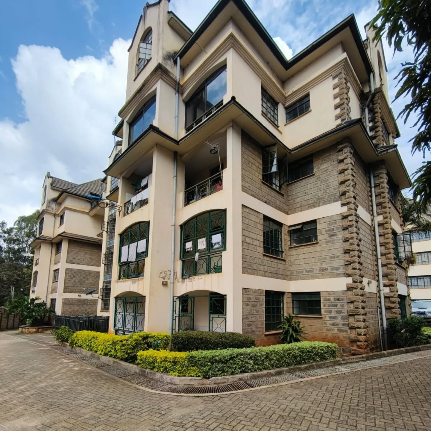 3 Bedroom + Study Room Apartment with DSQ for Rent in Kileleshwa