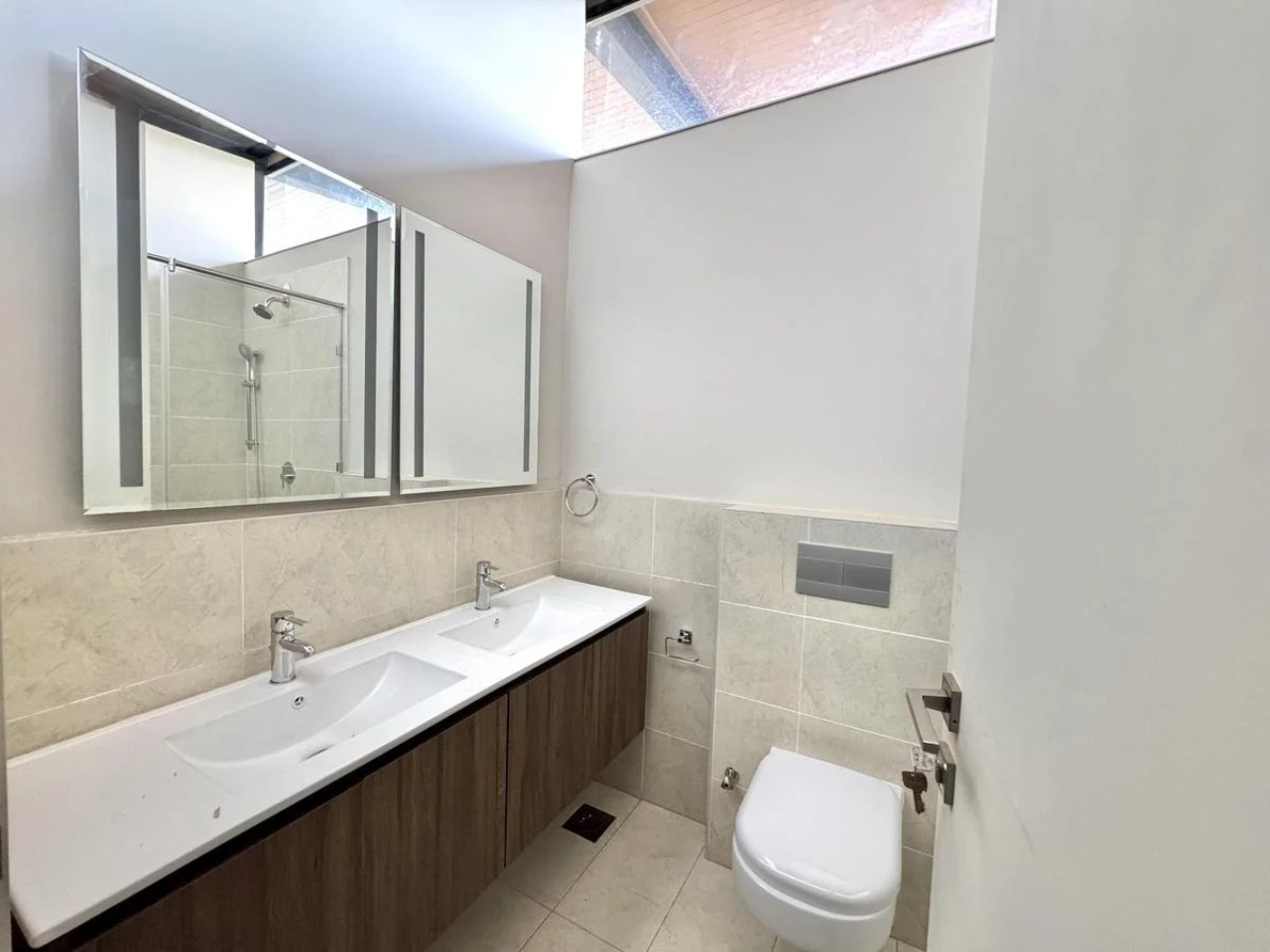 3 Bedroom Townhouse Ensuite + DSQ for rent on Kiambu Road Image