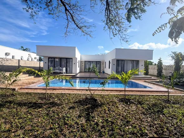 3 bedroom villa for sale in galu, diani