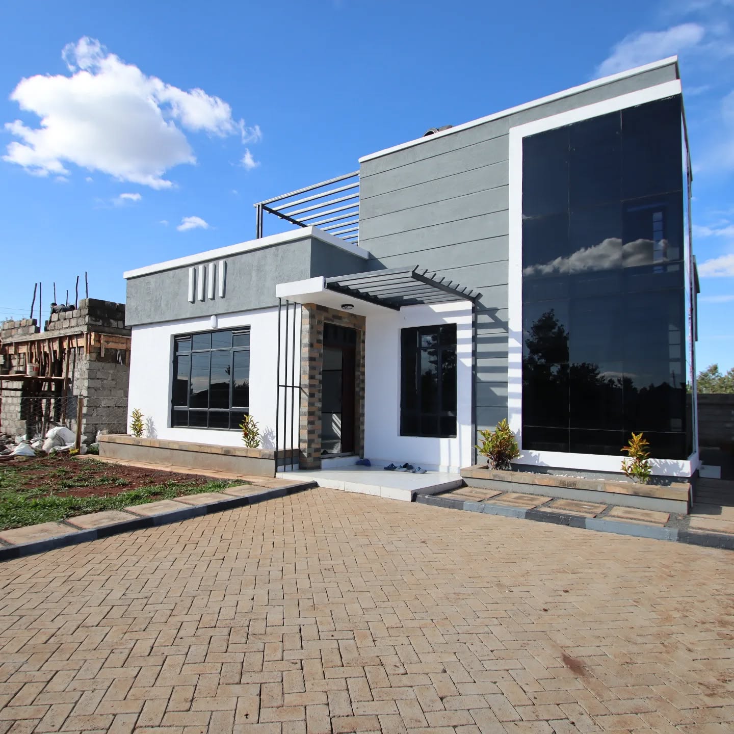 3 Bedrooms All Ensuite Bungalow with Rooftop Terrace For Sale Ruiru