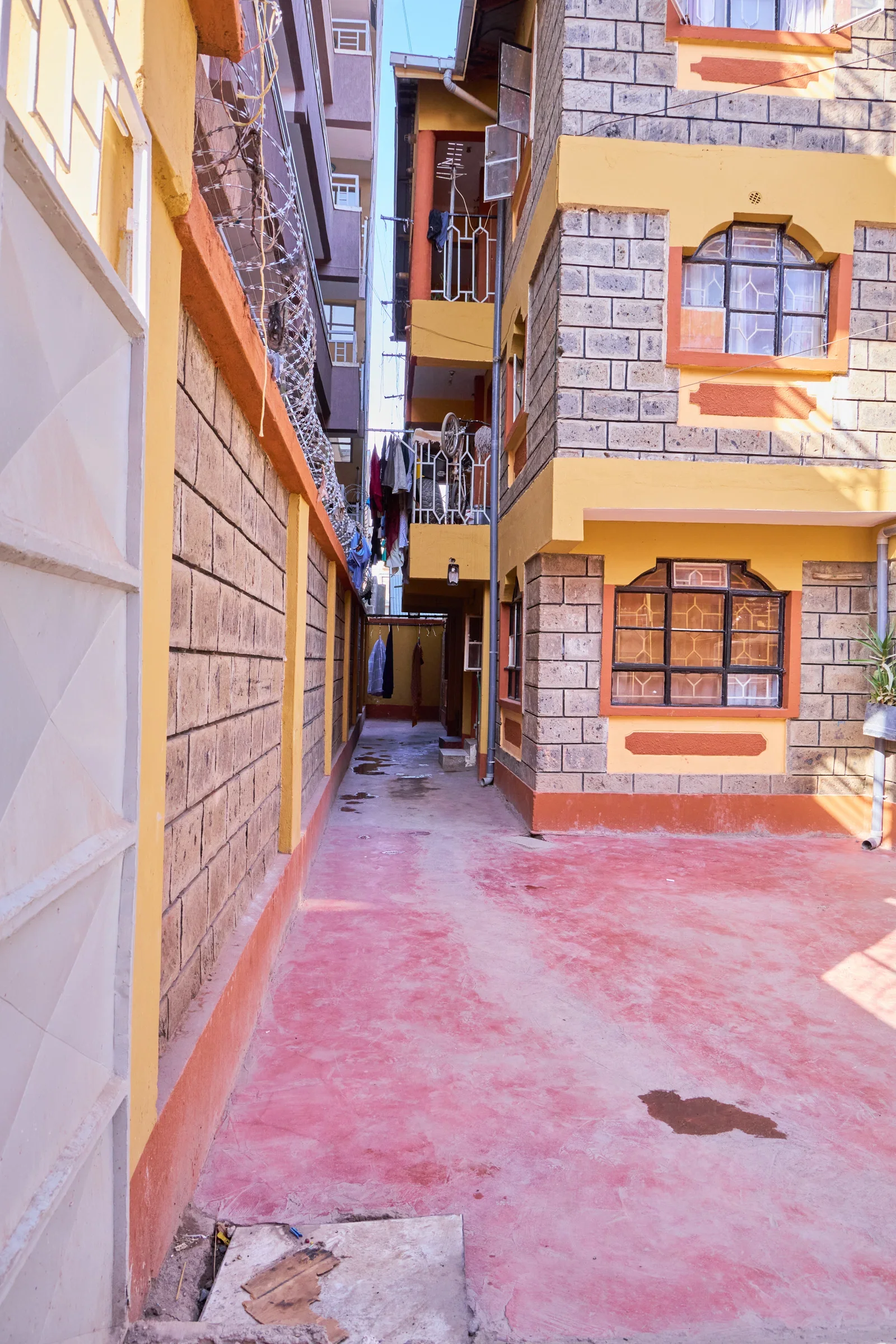 3-floor ,7 spacious 2-bedroom Residential apartments Image