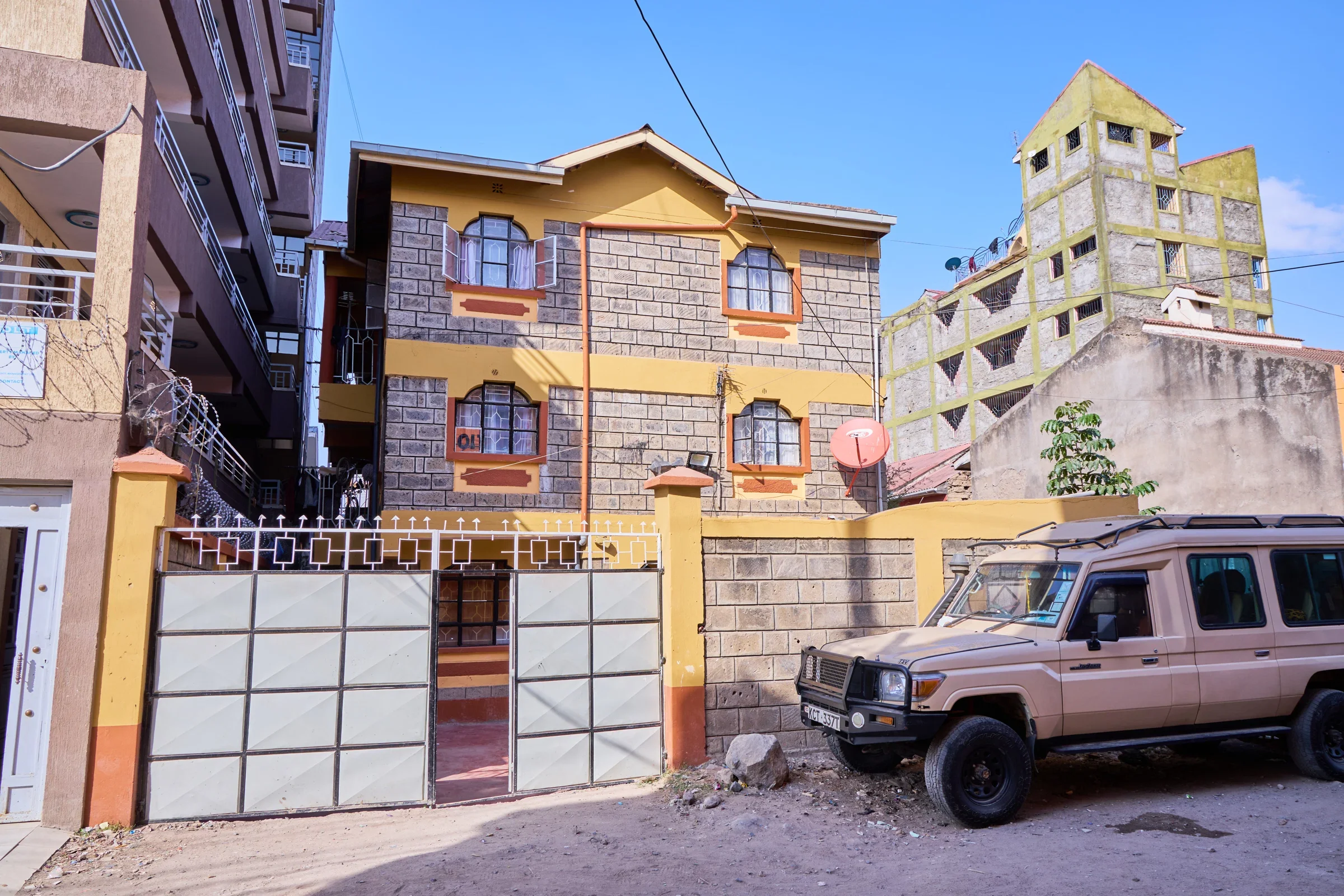 3-floor ,7 spacious 2-bedroom Residential apartments Image