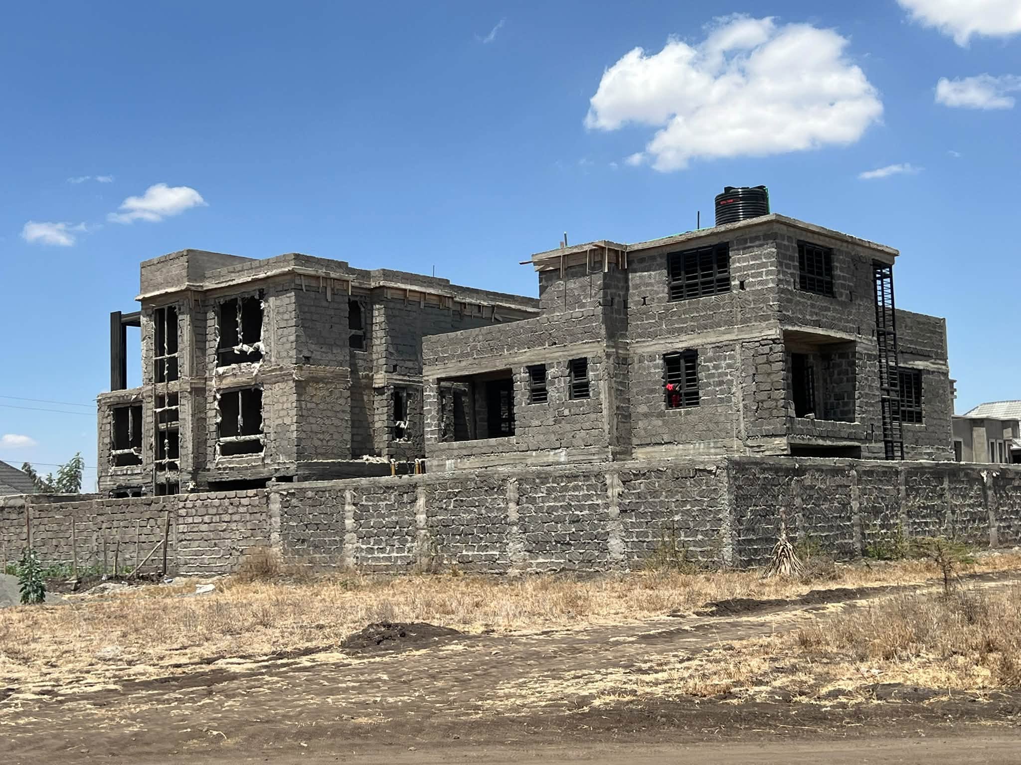 35 acre land for sale in utawala, airways