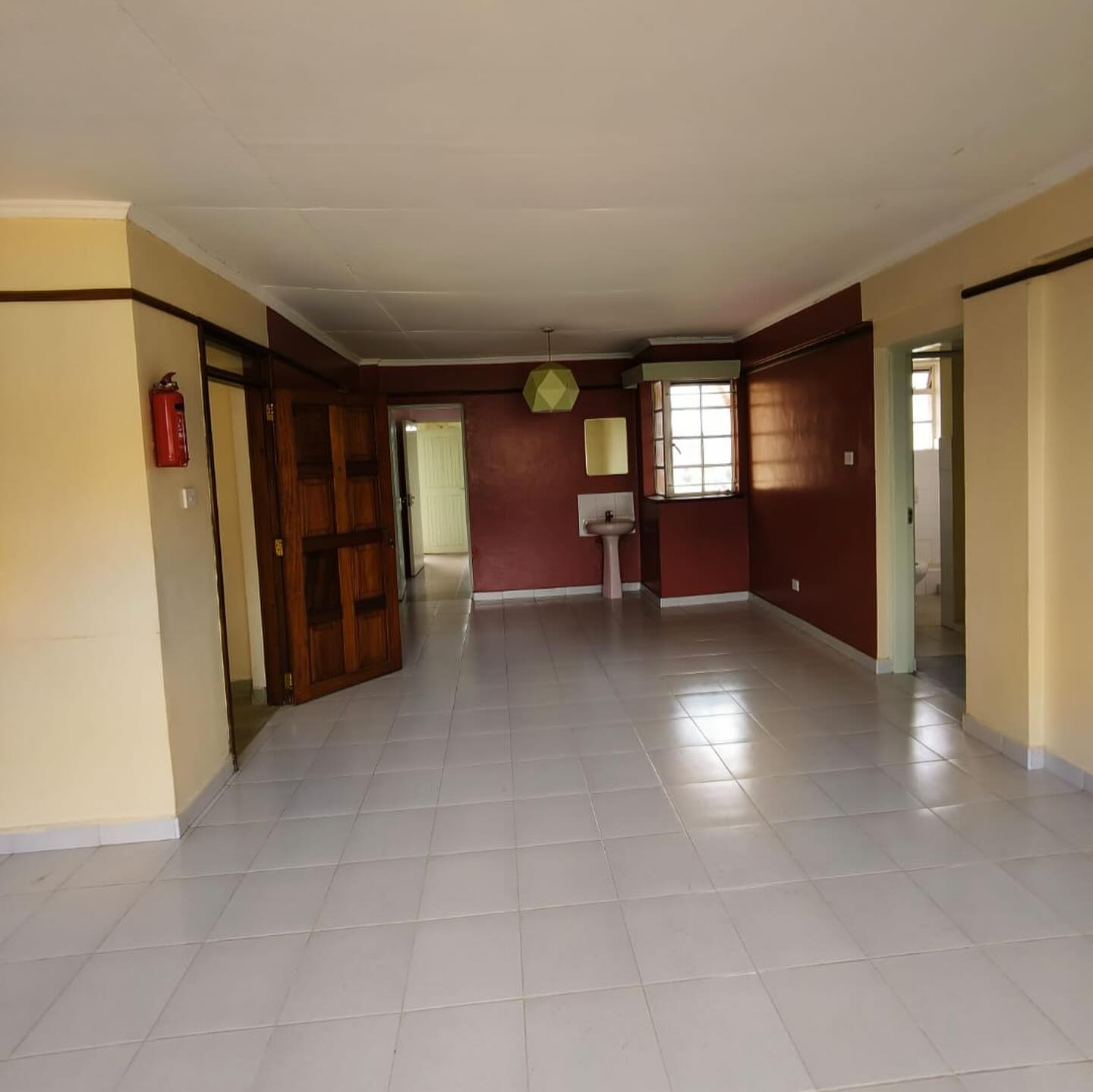 3 bedroom  apartment with dsq to let in Kileleshwa