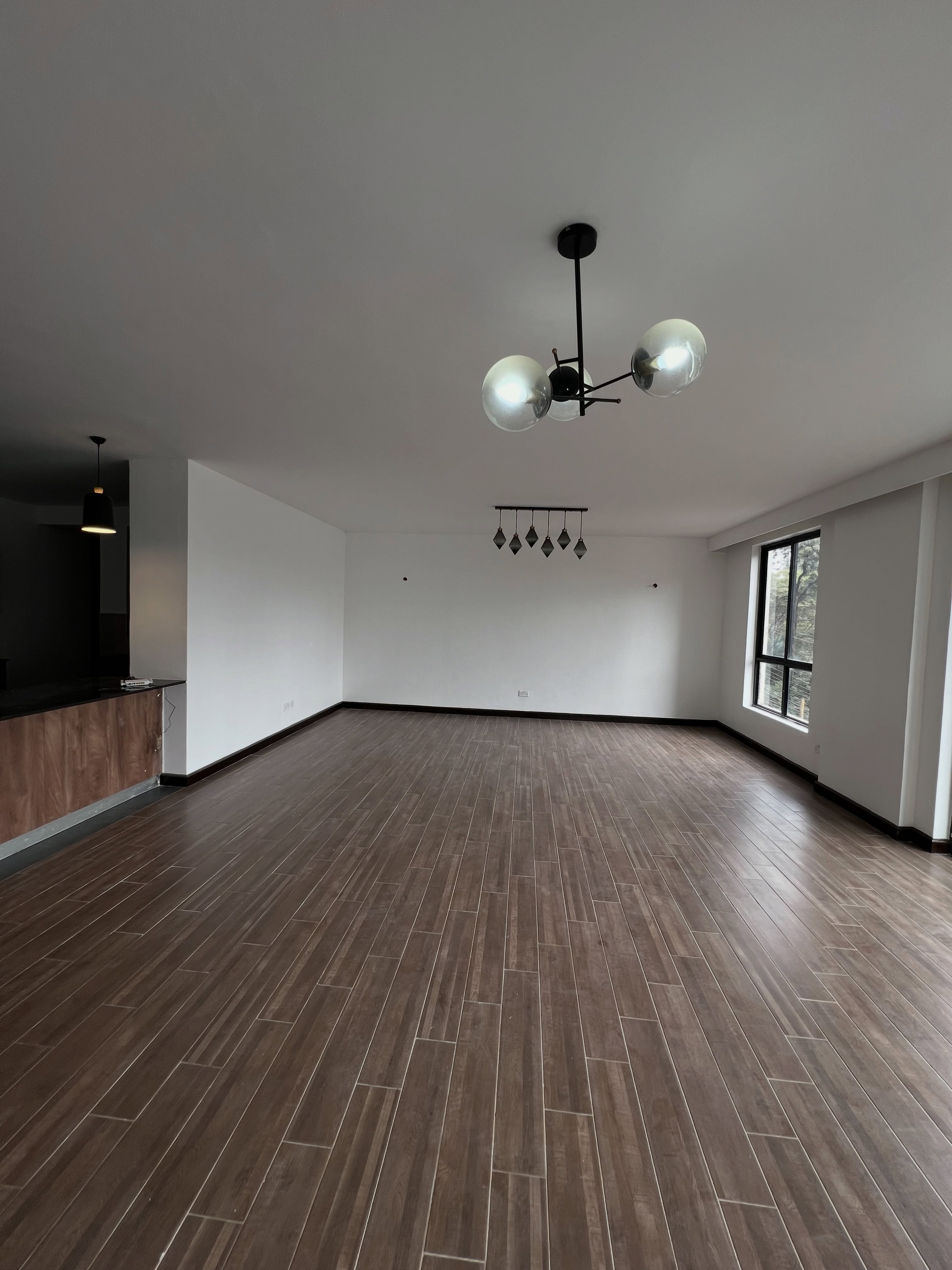 3bedroom plus sq apartment to let in Kilimani Image