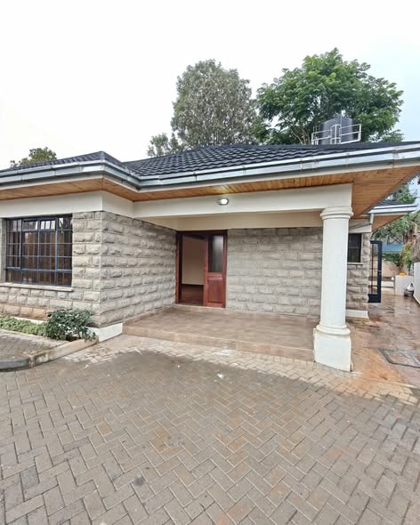 4 Bedroom All En-Suite Bungalow To Let in Karen Image