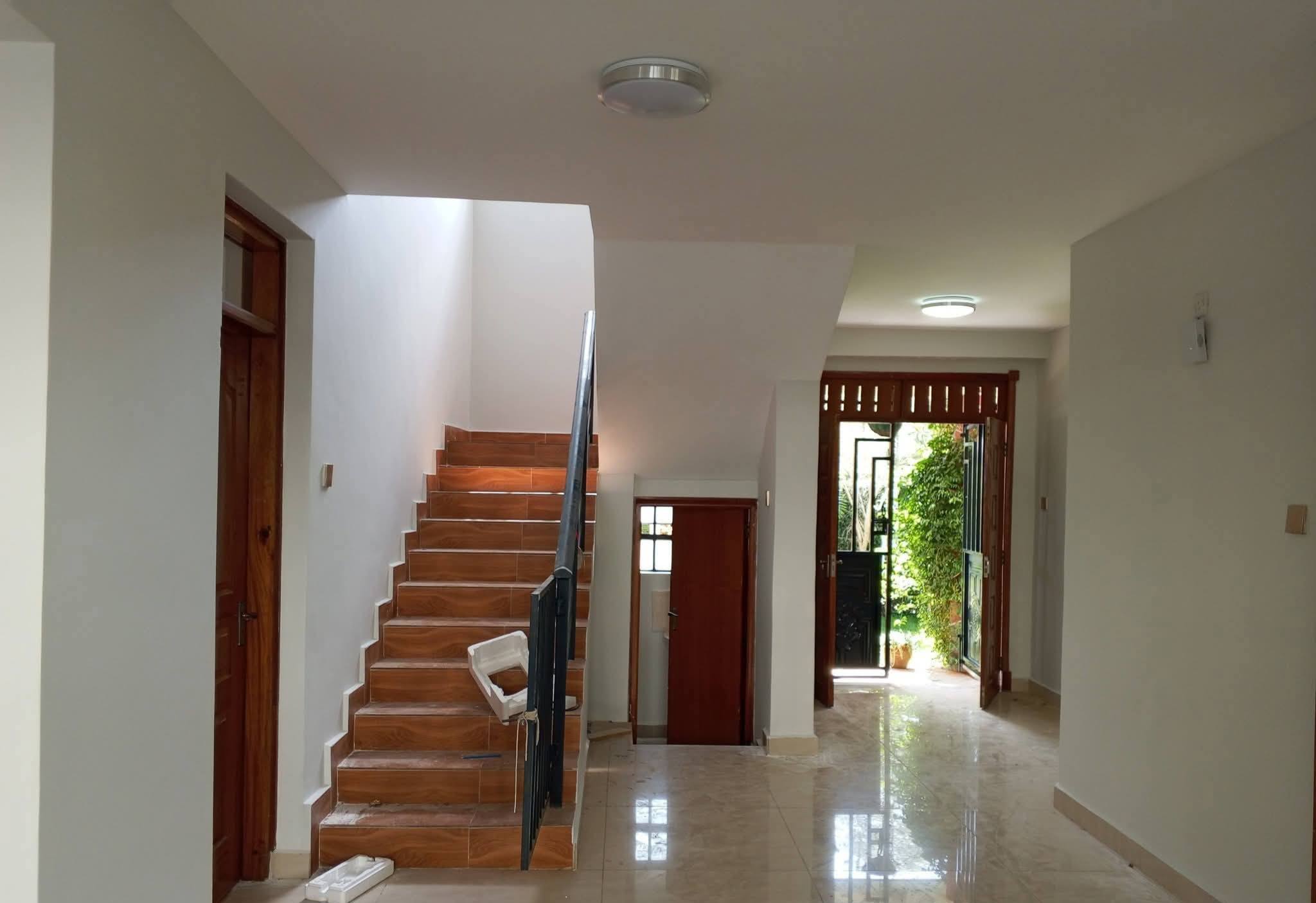 4-Bedroom All-En Suite Maisonette with DSQ To Let in Kitengela Image