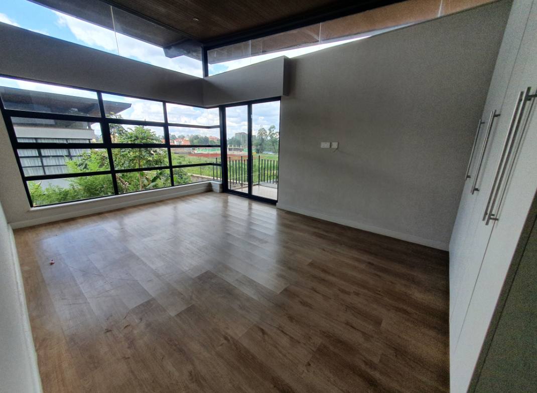 4 Bedroom All Ensuite Maisonette For Sale or Rent in Kiambu road Image