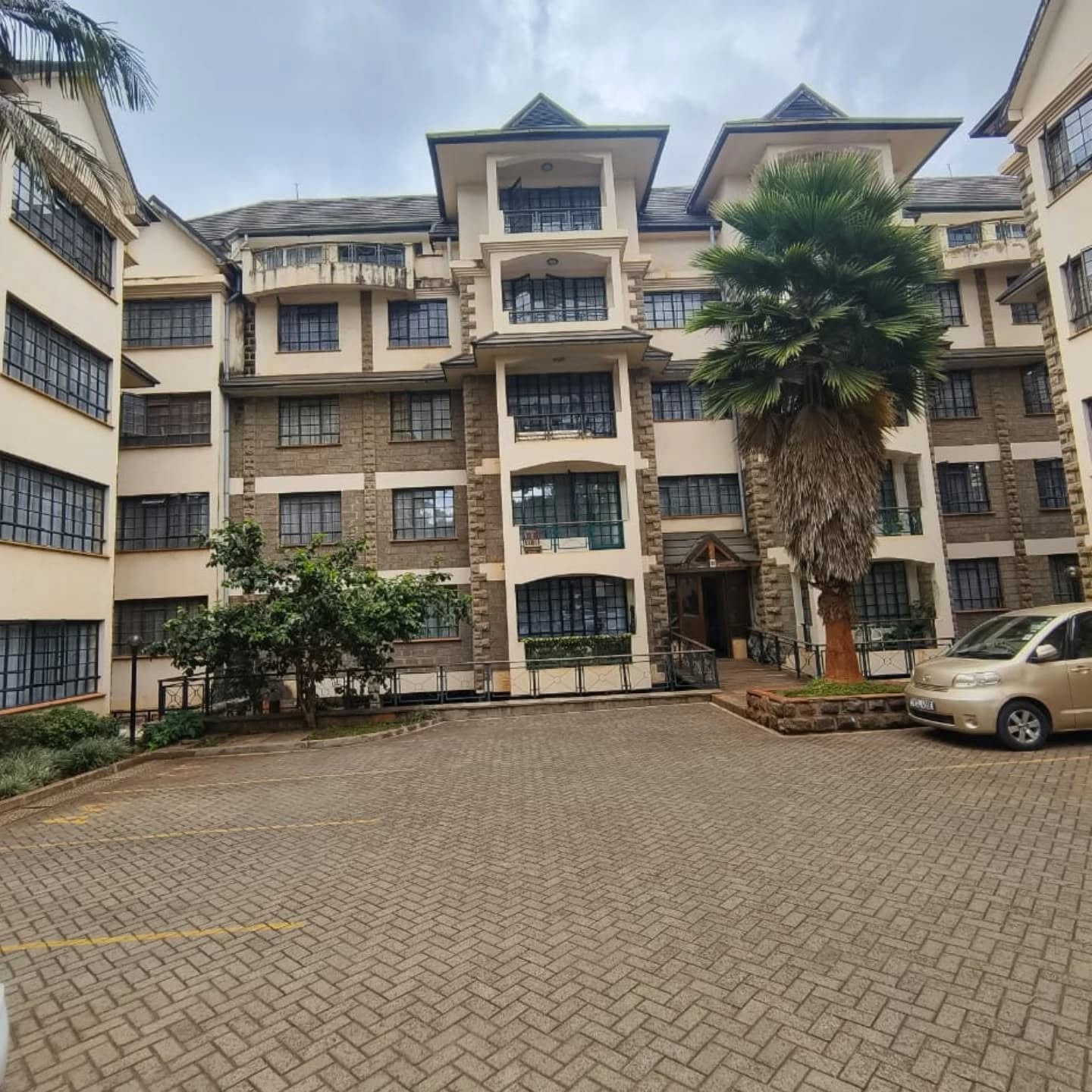 4 bedroom apartment for rent in Kileleshwa