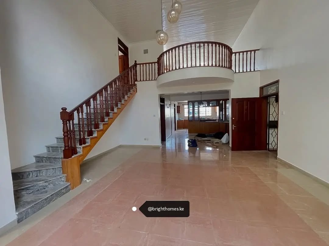 4 Bedroom Apartment Plus Dsq Apartment For Rent in Kilimani