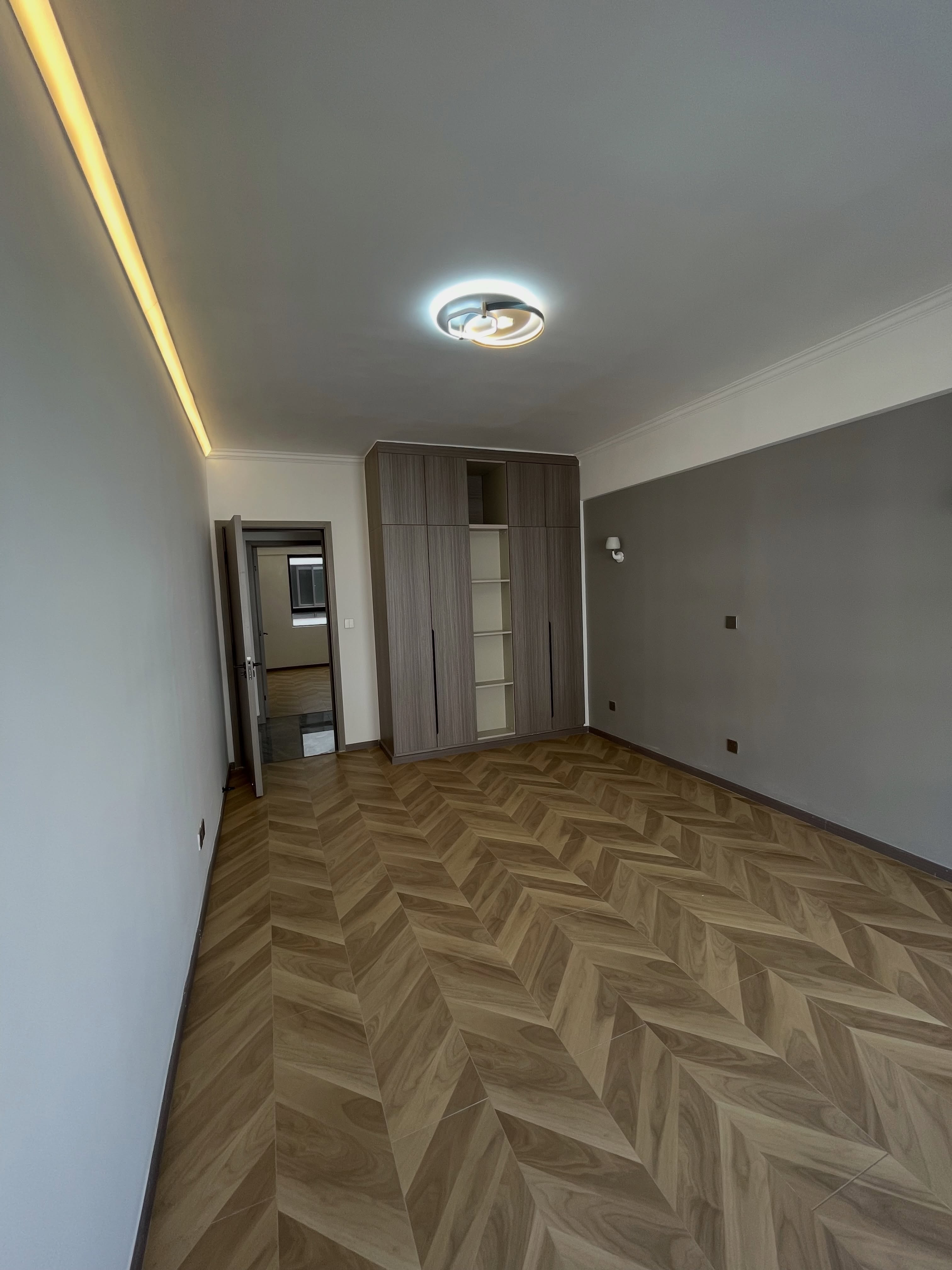 4 bedroom apartment plus dsq to let in kileleshwa Image
