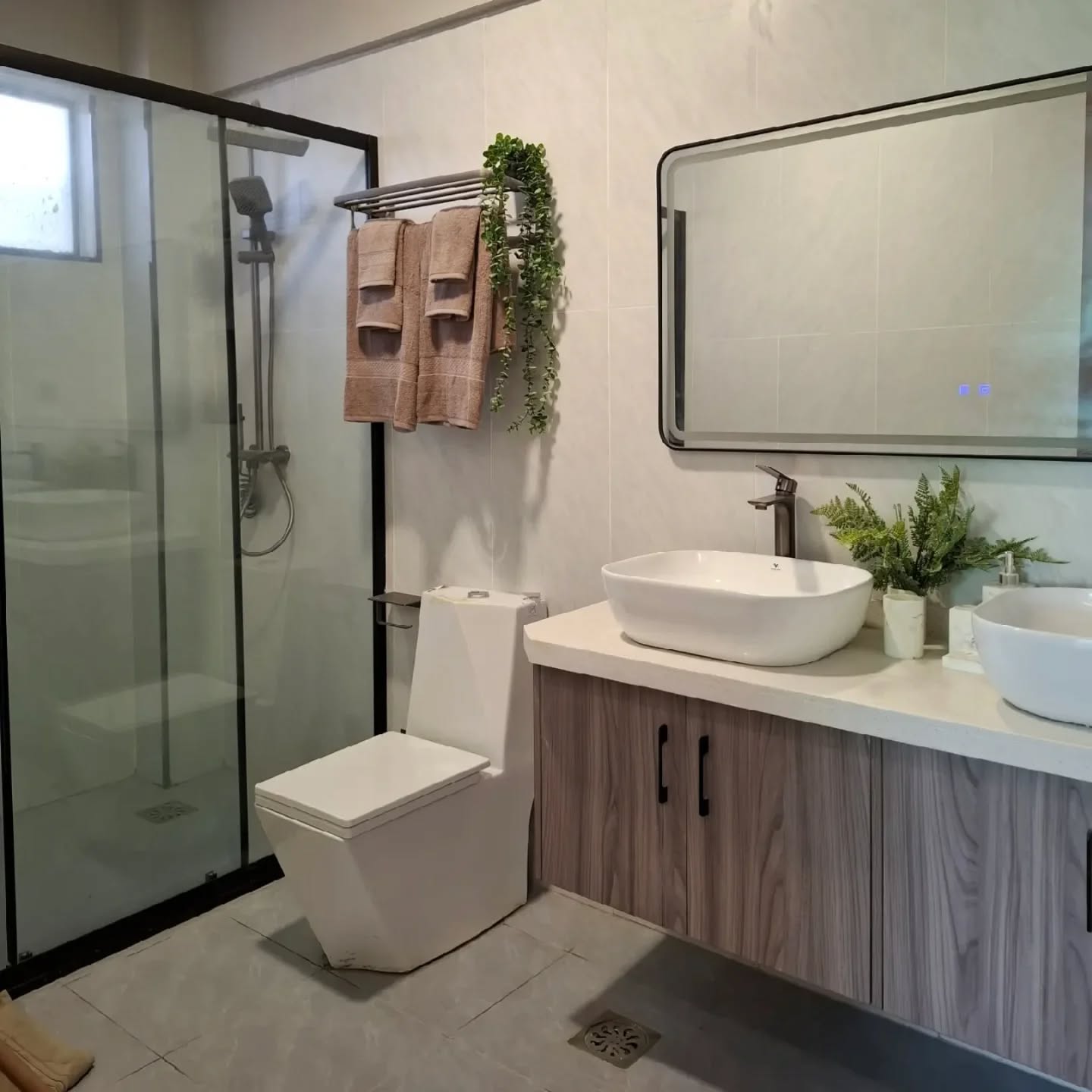 4 Bedroom Apartment Plus SQ For Sale in Kileleshwa Image
