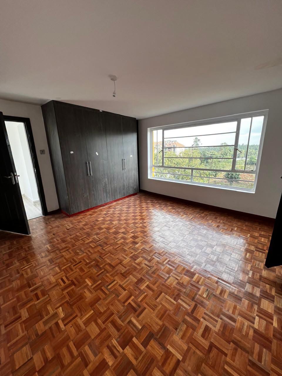 4 Bedroom Apartment To Let in Gikambura Image