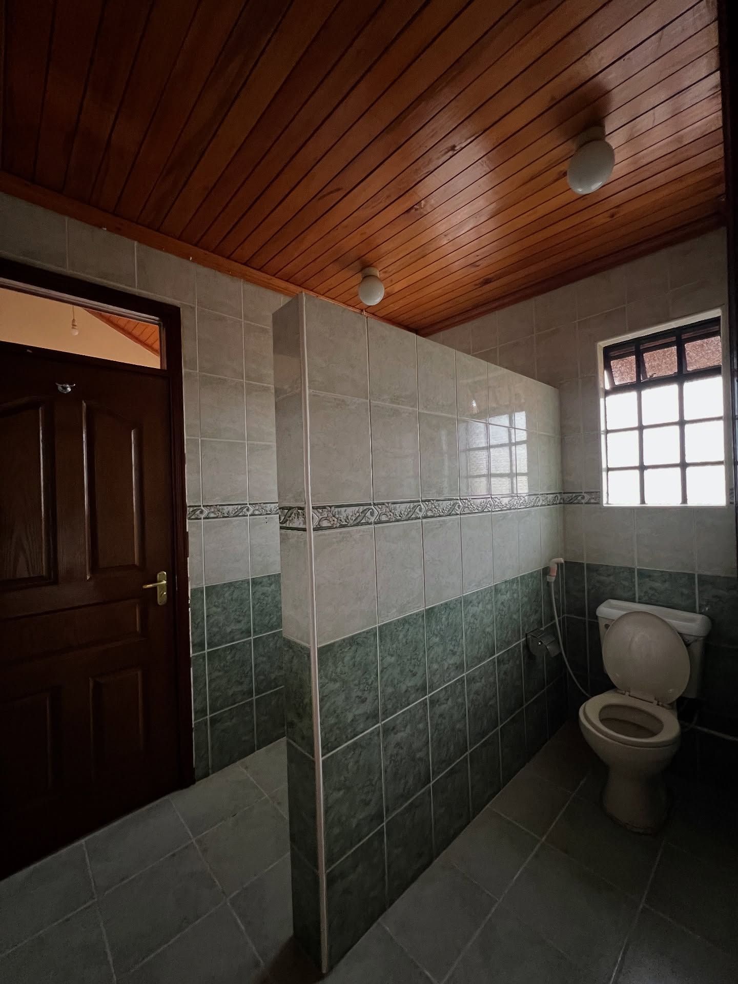 4 bedroom apartment to let in the heart of Westlands area Image