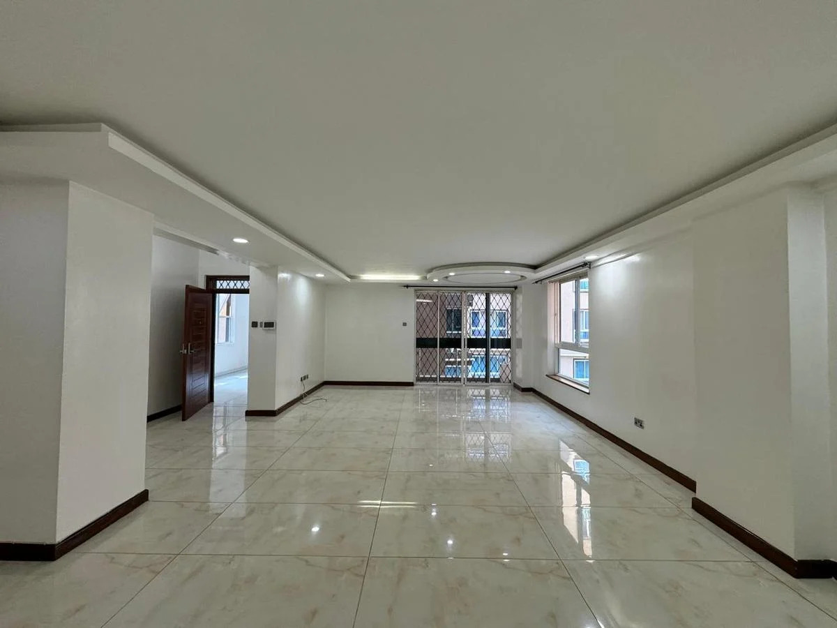 4 bedroom Apartment with a DSQ for rent in Riverside, Westlands