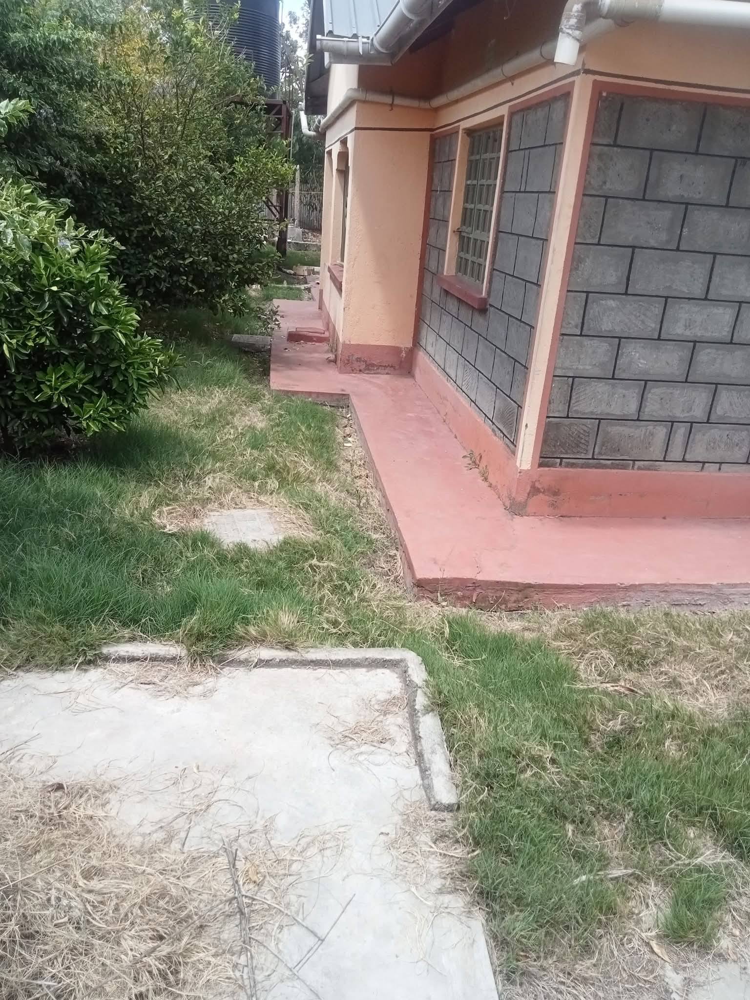 4 -Bedroom Bungalow +3 SINGLE ROOMS For Sale in Ruai Image