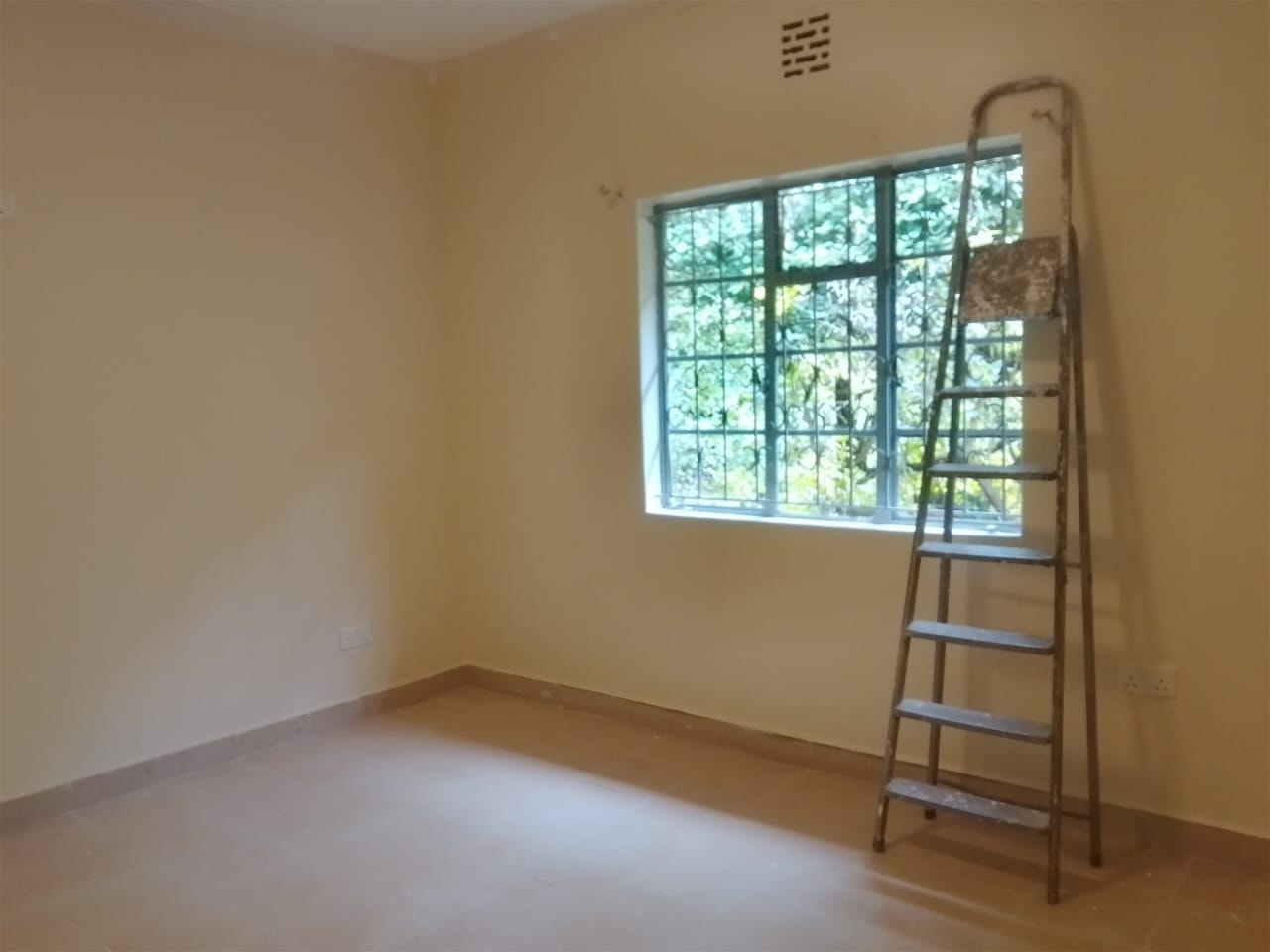 4 Bedroom Bungalow For Rent in Karen Image