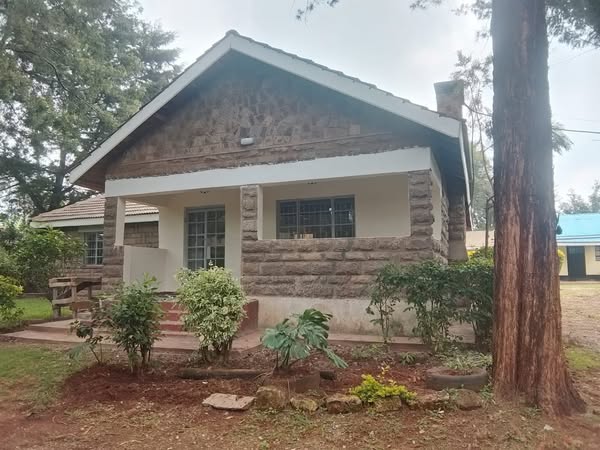 4 Bedroom Bungalow For Rent in Karen