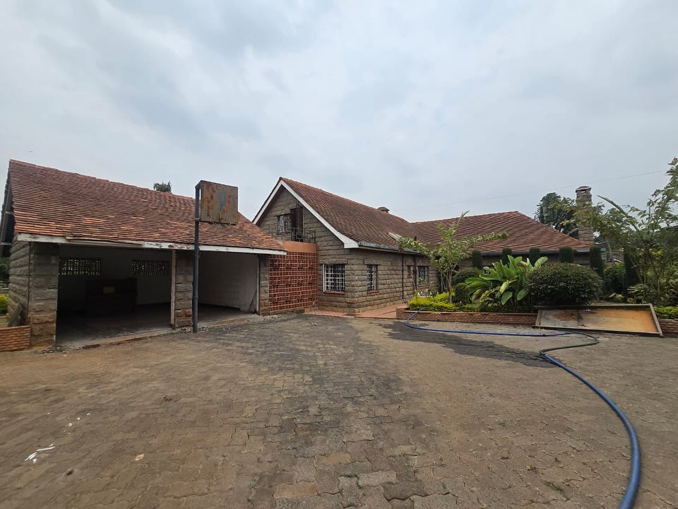 4 Bedroom Bungalow For Rent in Ridgeways Image