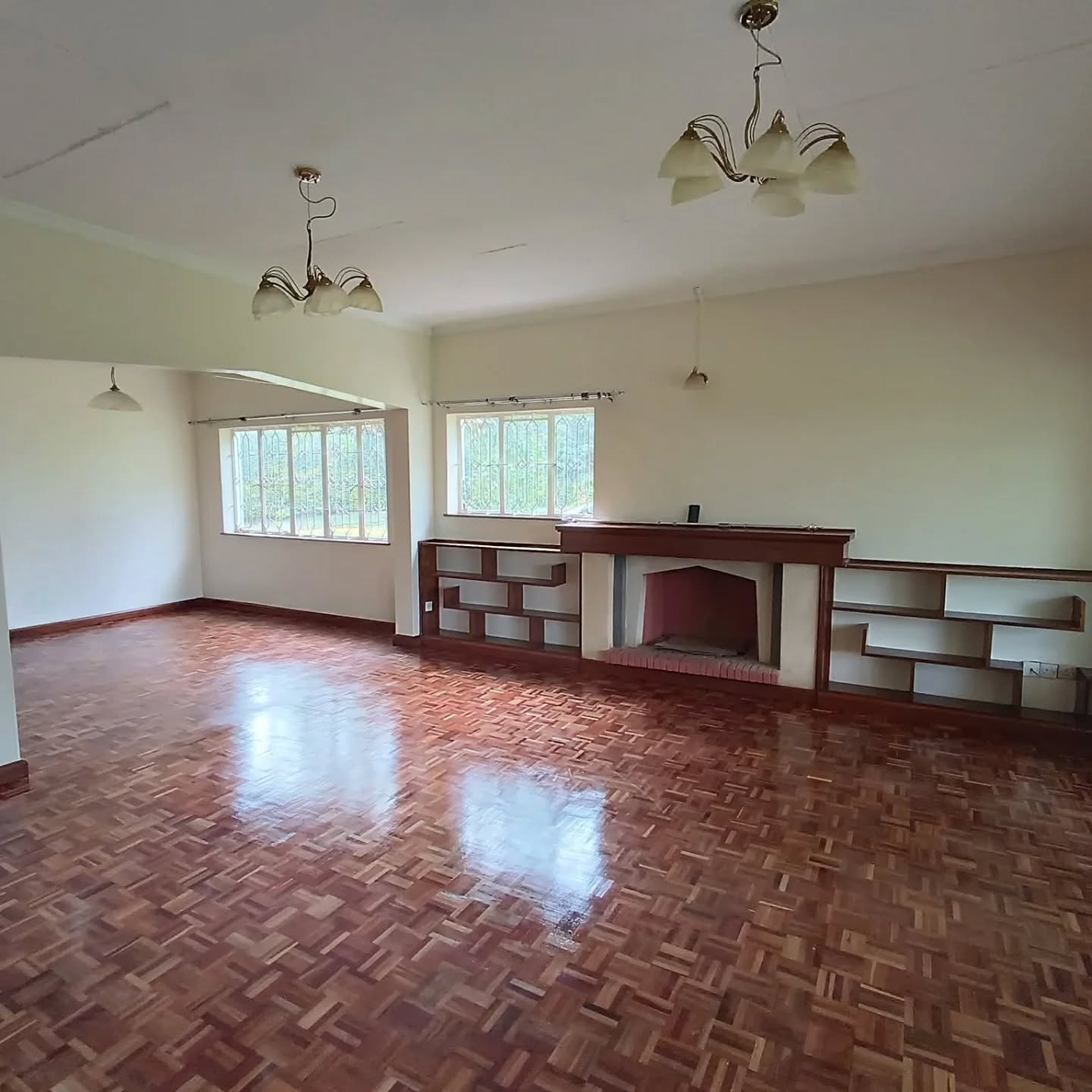 4 Bedroom Bungalow For Rent in Ridgeways Image