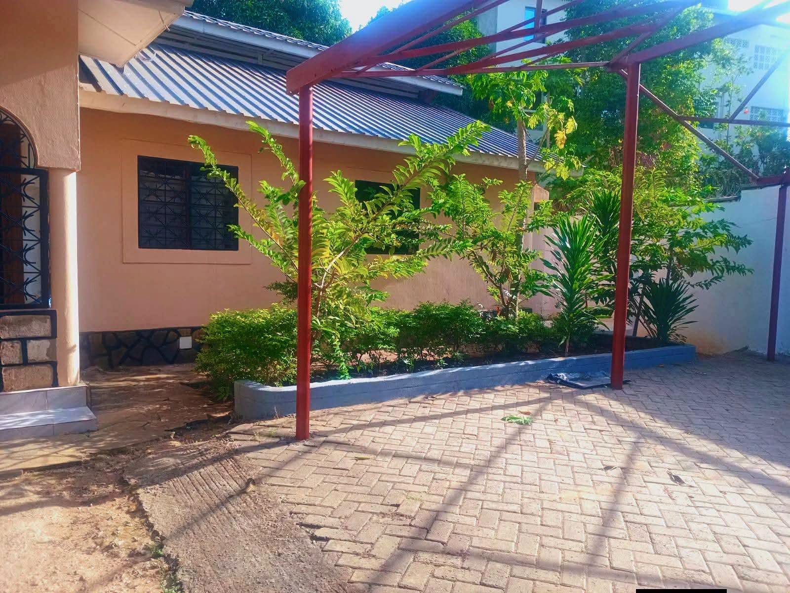 4 bedroom bungalow for sale in diani, mvindeni