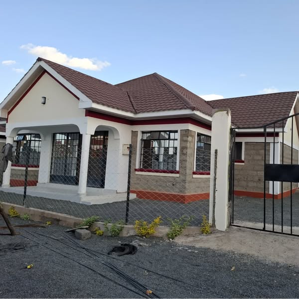 4 Bedroom Bungalow For Sale in Kitengela