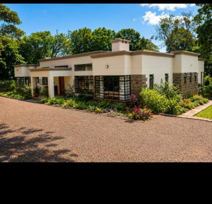 4 bedroom bungalow plus 3 sq for rent in tigoni Image
