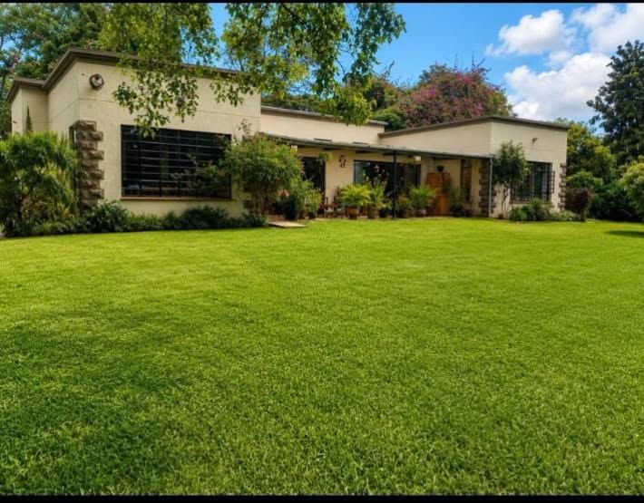 4 bedroom bungalow plus 3 sq for rent in tigoni