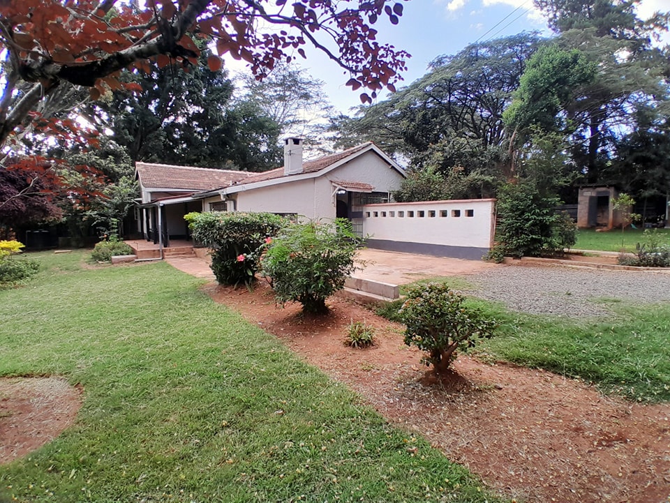 4 bedroom bungalow to let in Karen