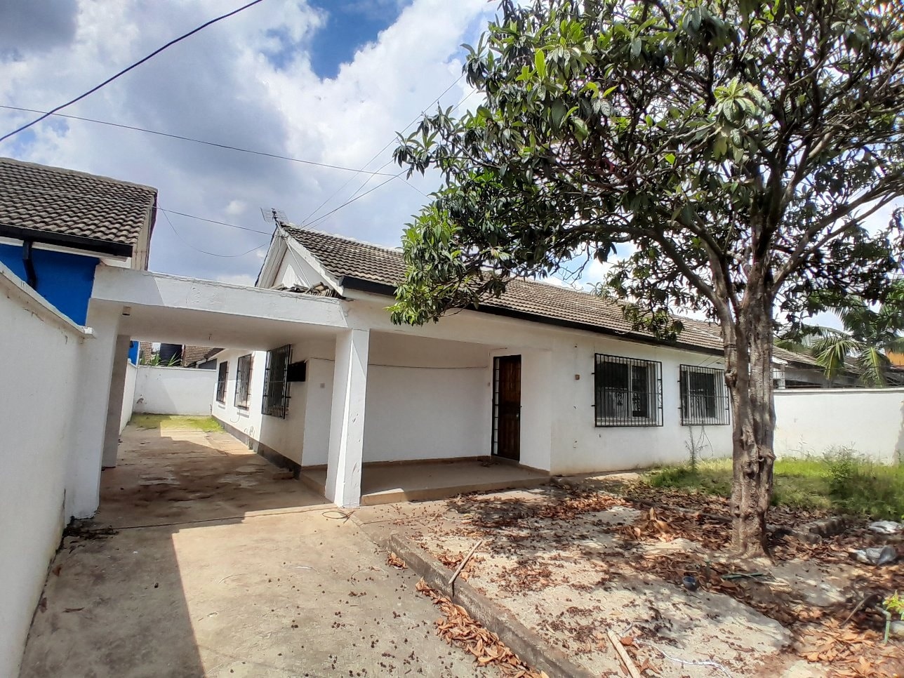 4 bedroom bungalow to let in South C Image