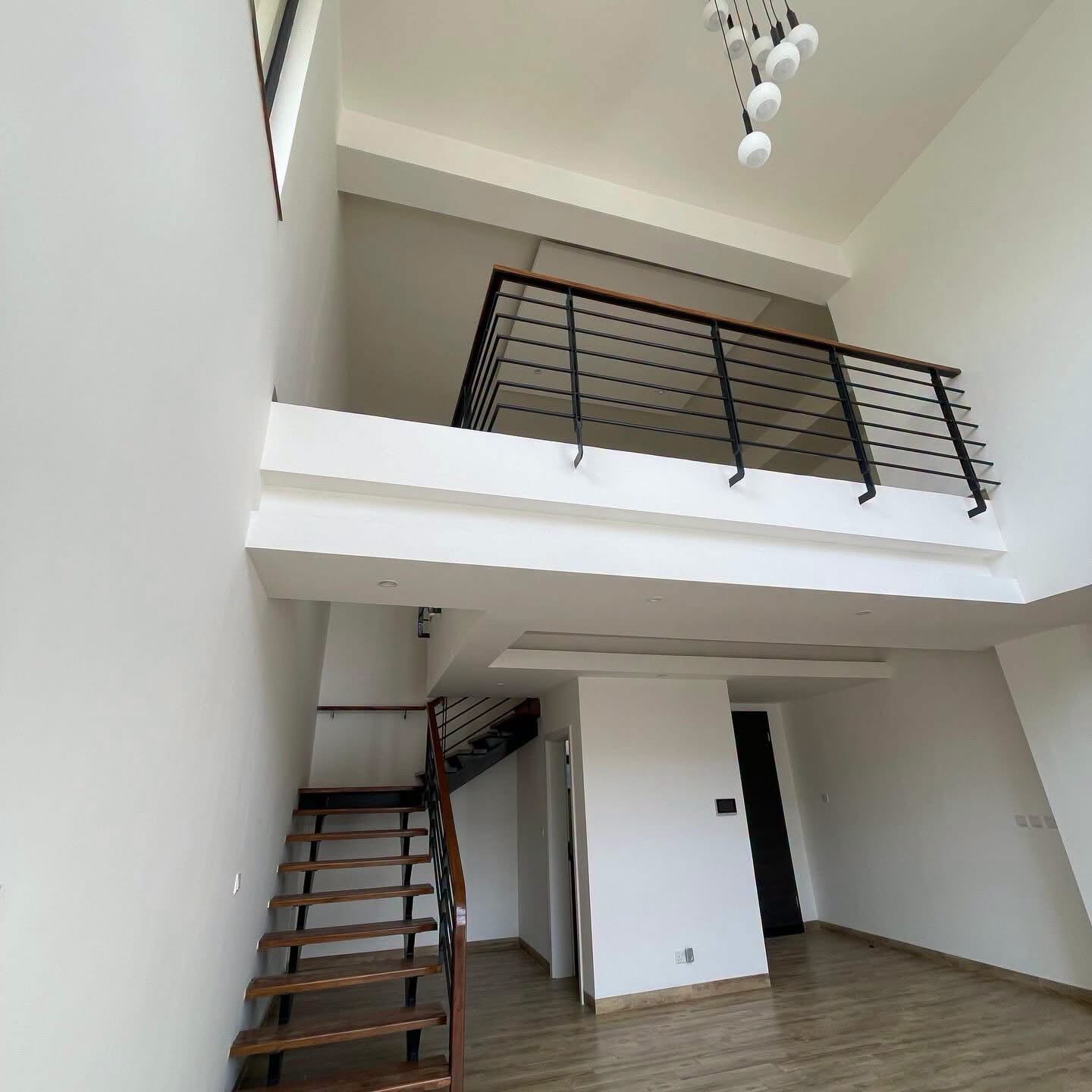 4-Bedroom + DSQ Duplex apartment for sale in Riverside Drive Image