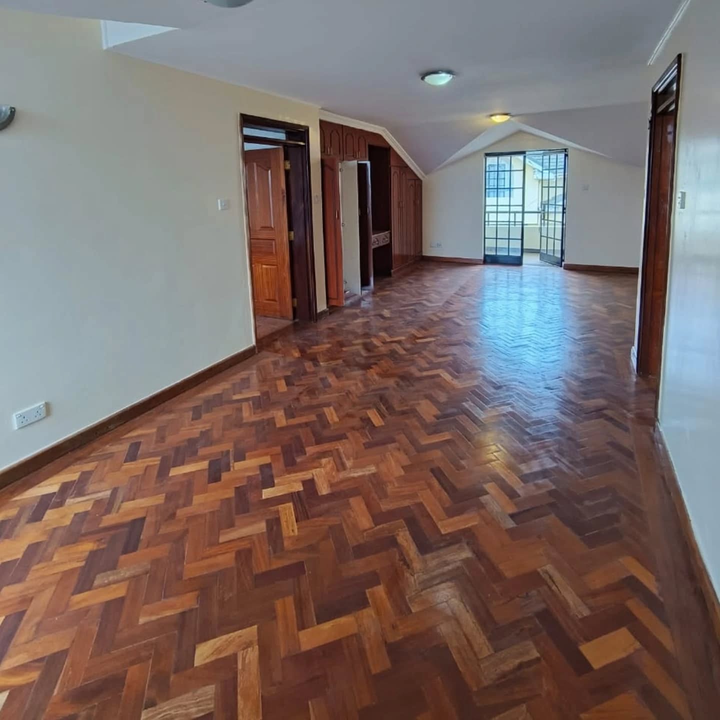 4 Bedroom + DSQ Duplex Apartment To Let in Kilimani Image